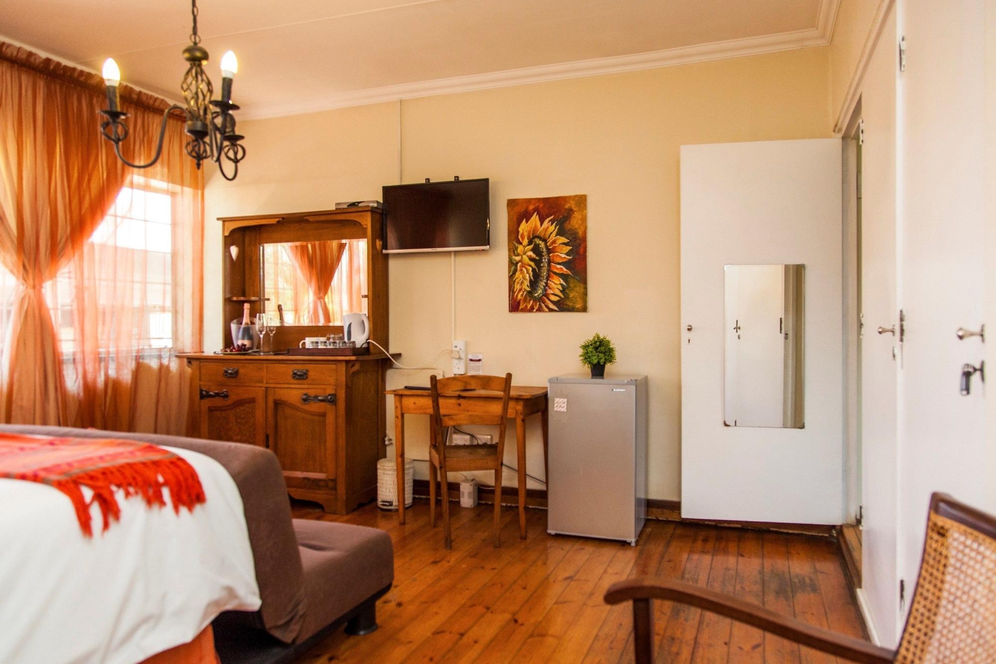 3@Marion Guest House Pretoria Bagian luar foto